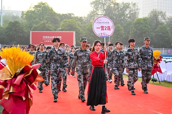 1694417891603151.jpg _ZZF3733.jpg